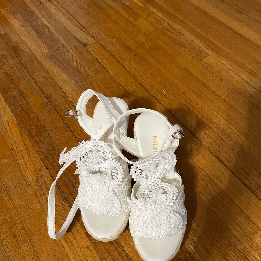 White, wedge heel sandal. MiLanolce brand